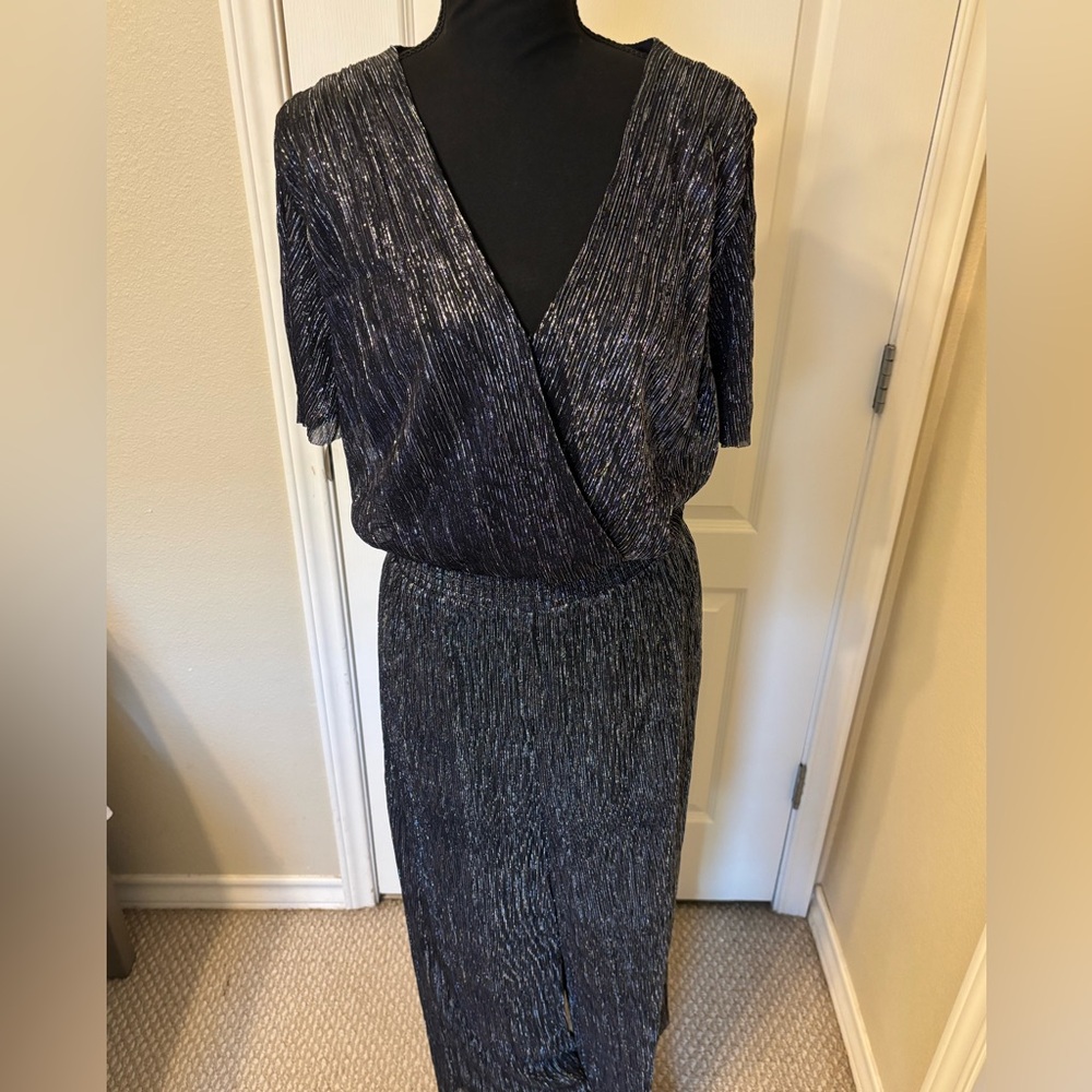 NEW NWT Banana Republic XL Metallic wide leg Jumpsuit V-neck Pants - Picture 9 of 16